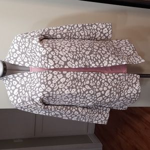 Ruby Rd grey & white animal print long cardigan sweater size M, barely worn